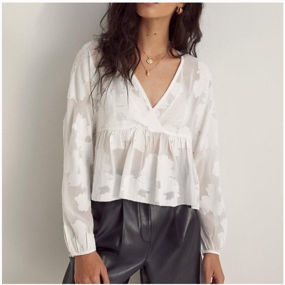 Nwt Aritzia Wilfred peplum floral blouse- oversize xxs